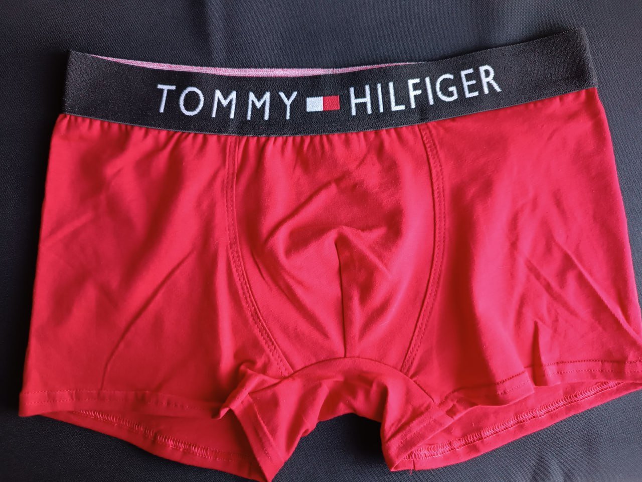 Чоловічі червоні труси боксери Tommy Hilfiger, фото №1 Чоловічі червоні труси боксери Tommy Hilfiger, фото №1