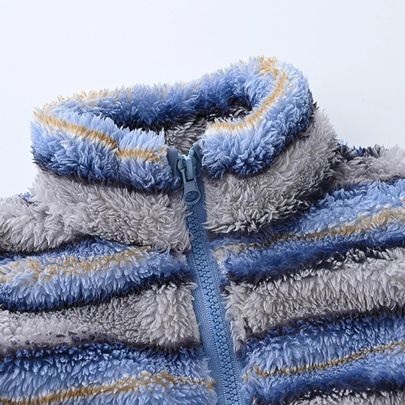 Жилет стеганый однотонный детский, фото №4