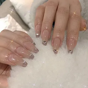 Стразы для ногтей Nagel Reize Сердце 40 шт. Белый (большой) synthetic.ua - Фото 1