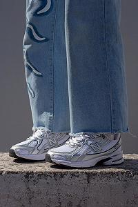 Кроссовки New Balance 740 White Silver 41 - Фото 1