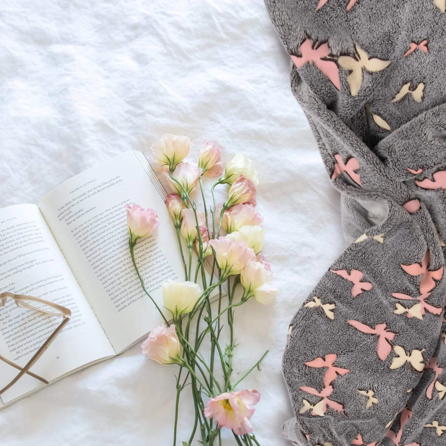 Покривало Kanguru, що світиться в темряві М'який плед 130 x 150 см, Сірий, фото №7 Покривало Kanguru, що світиться в темряві М'який плед 130 x 150 см, Сірий, фото №7