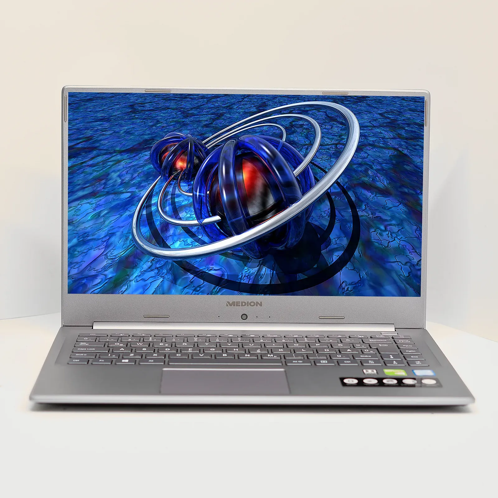 Ноутбук 15.6'' Medion (Lenovo Group) Akoya P15646 | Intel Core i5-8265U | IPS (1920x1080) FullHD | RAM 8 ГБ | SSD 256 ГБ | Nvidia GeForce MX250 | Intel UHD Graphics 620 | Металевий корпус | Ультрабук | Win11 (4977), фото №1