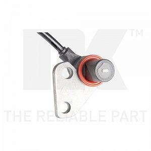 Датчик частоти обертання колеса NK 2933120 для MERCEDES-BENZ, передній міст правий synthetic.ua - Фото 1