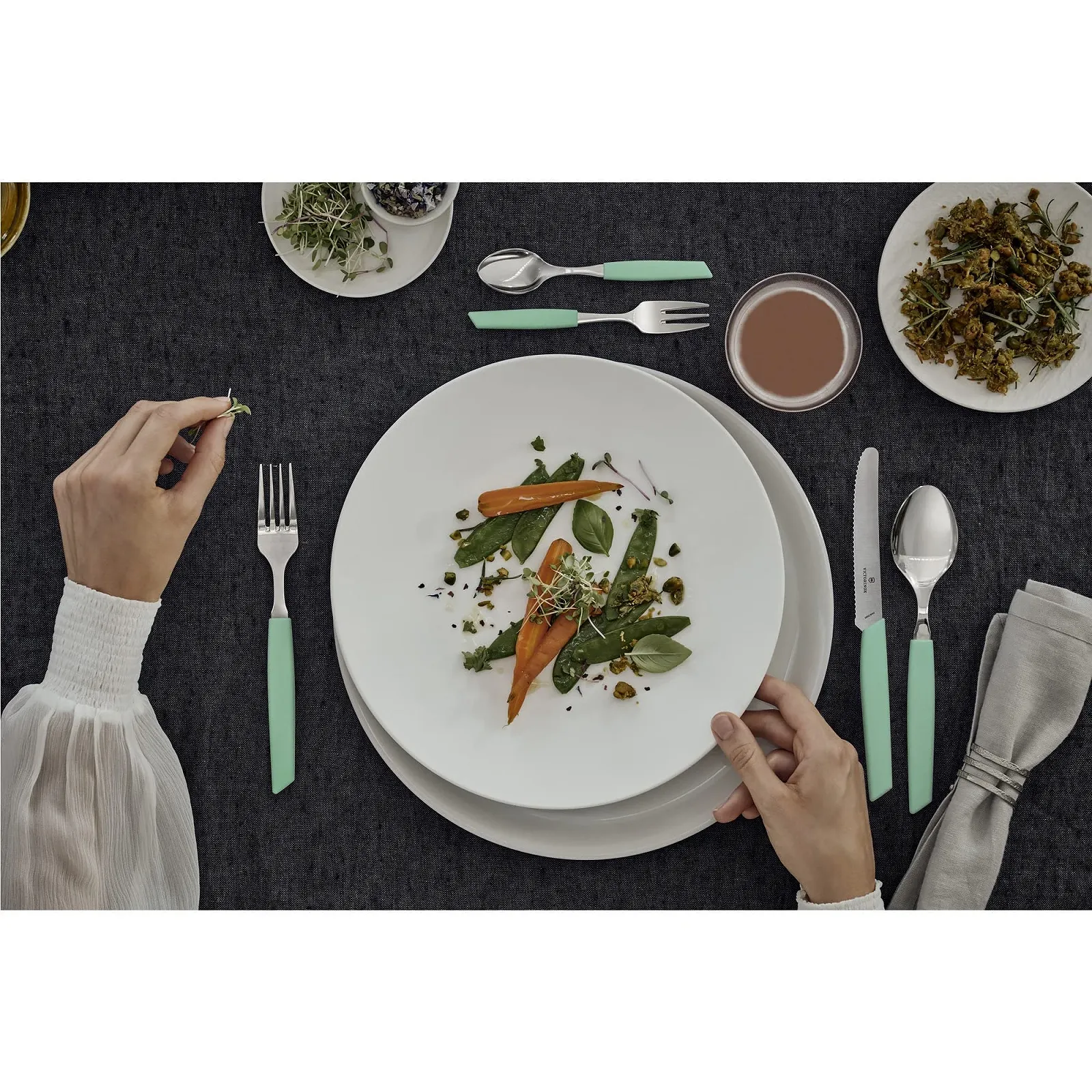 Набір столових приборів VICTORINOX Swiss Modern, 24 предмети на 6 персон, м'ятно-зелений, фото №3