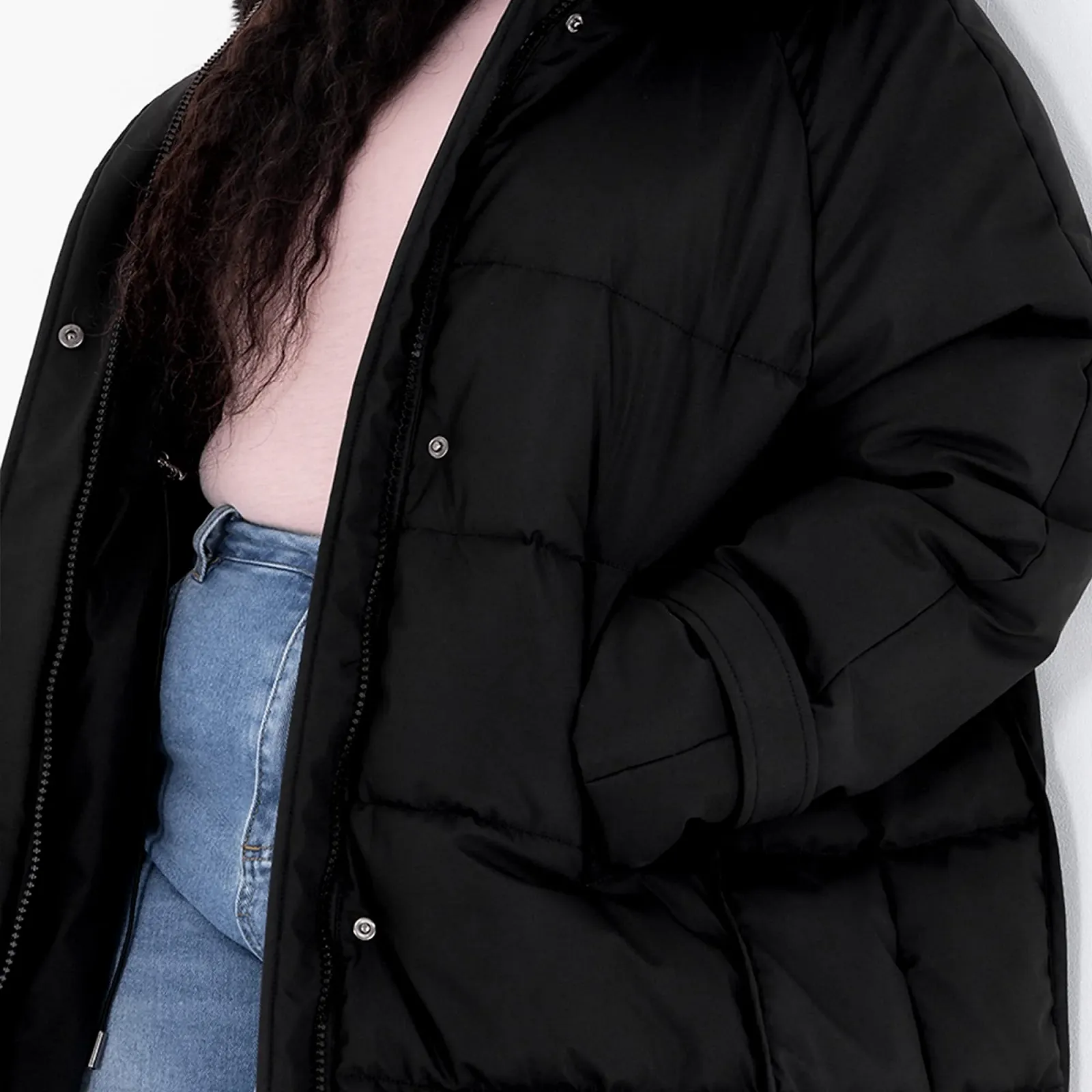 Женская зимняя куртка Lovedrobe с капюшоном, стеганая, съемные карманы из искусственного меха, фото №4