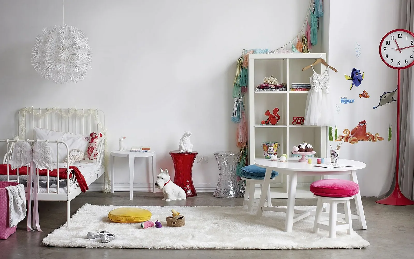 Декоративные наклейки Komar 14051H Дори и друзья 1 шт., фото №2