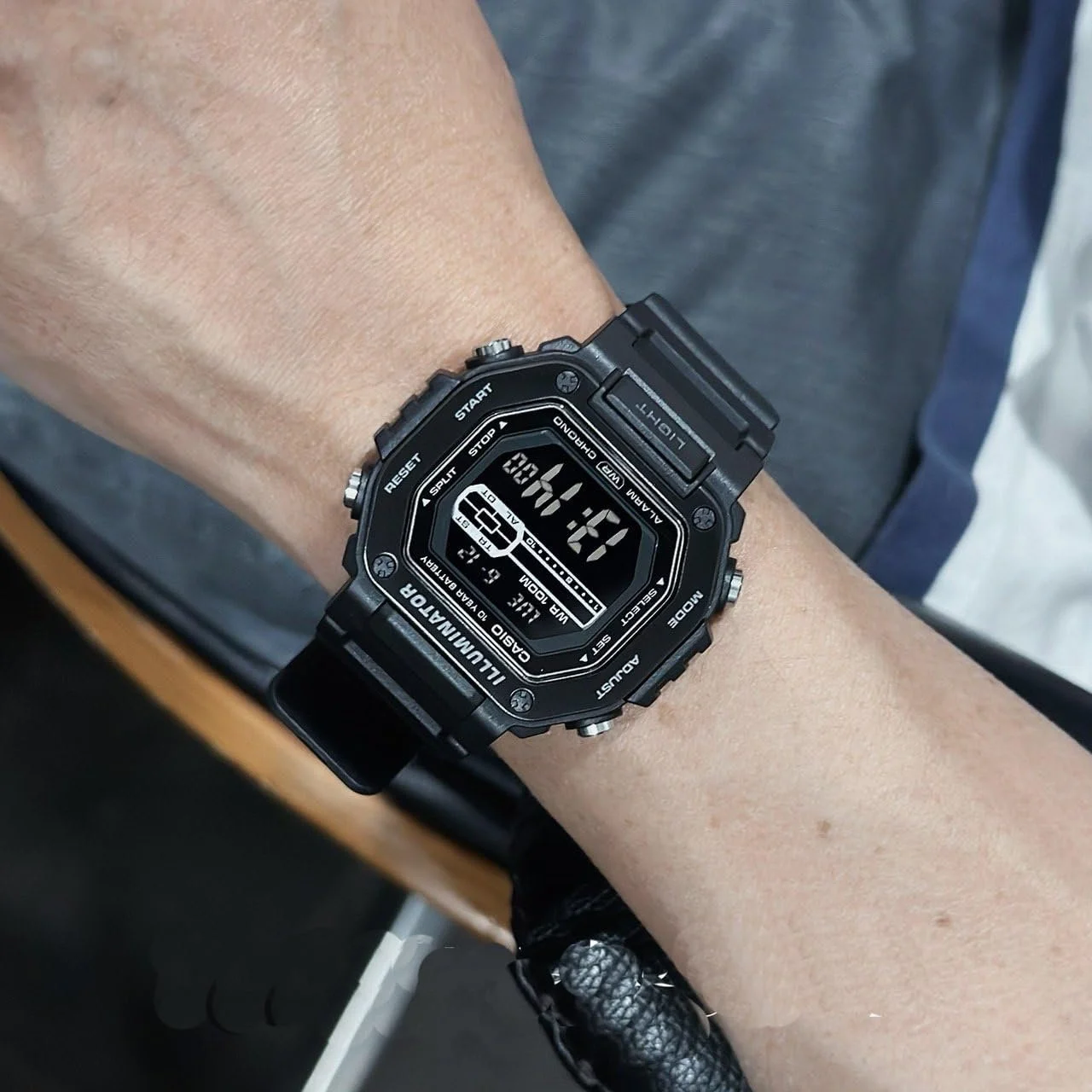 Часы Casio MWD-110HB-1BVEF, черные, Браслет, фото №5