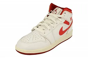 Кросівки Nike Air Jordan 1 Mid SE GS Trainers Fj3464 - Фото 1