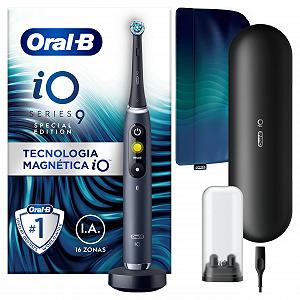 Зубная щетка электрическая Oral-B iO Series 9 с искусственным интеллектом, перезаряжаемая, 1 основное устройство, 1 насадка и 1 дорожный футляр, черная - Фото 1