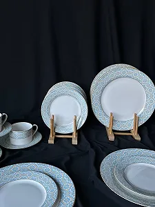 Сервіз на 6 персон з гарною оконтовкою - Фото 1