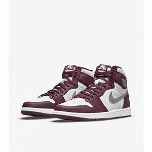 Кроссовки Air Jordan 1 Retro High OG Bordeaux - Фото 1