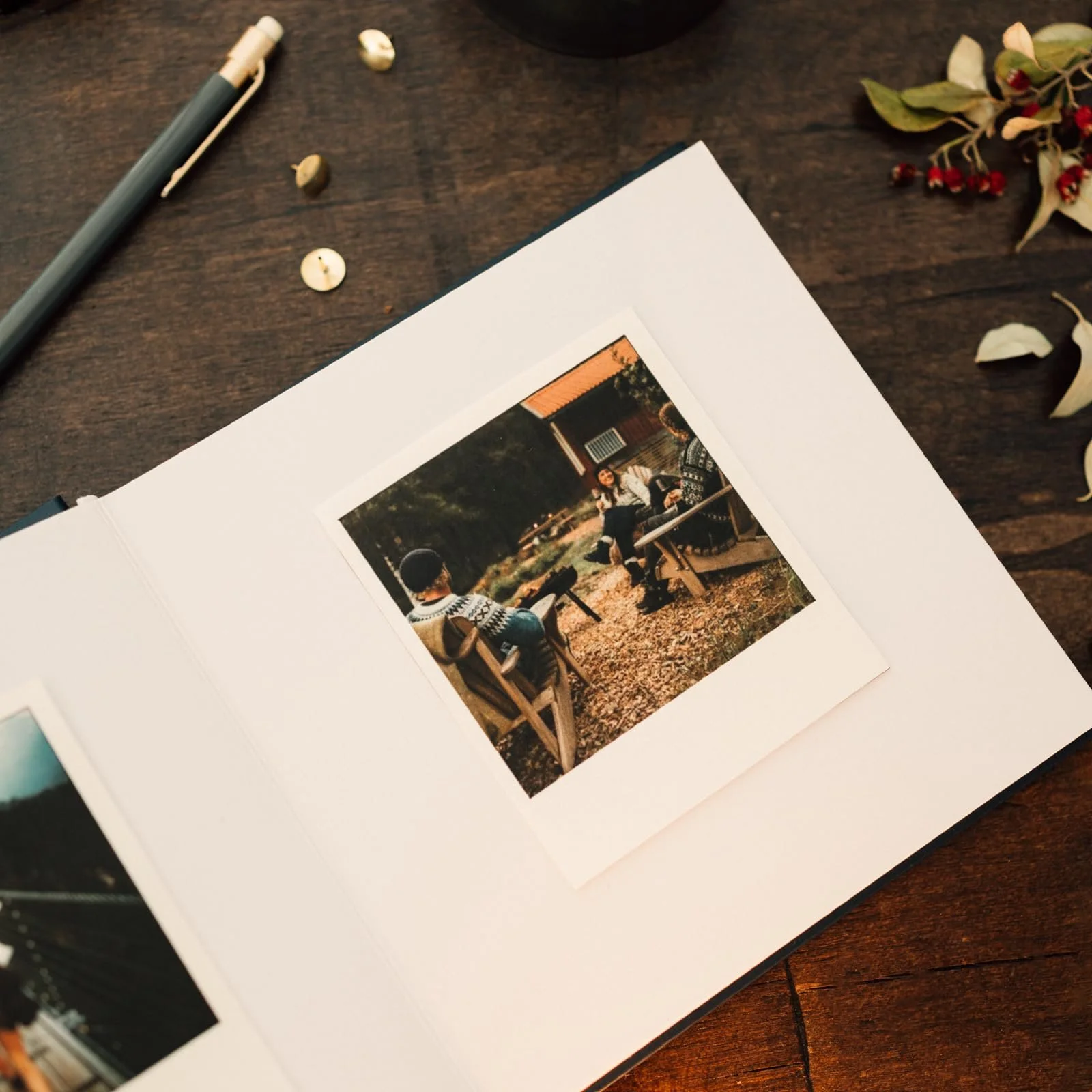 Фотоальбом DIY Astral Grupo Erik Маленький 16 x 16 см, 24 самоклеящиеся страницы, белый, фото №6 Фотоальбом DIY Astral Grupo Erik Маленький 16 x 16 см, 24 самоклеящиеся страницы, белый, фото №6