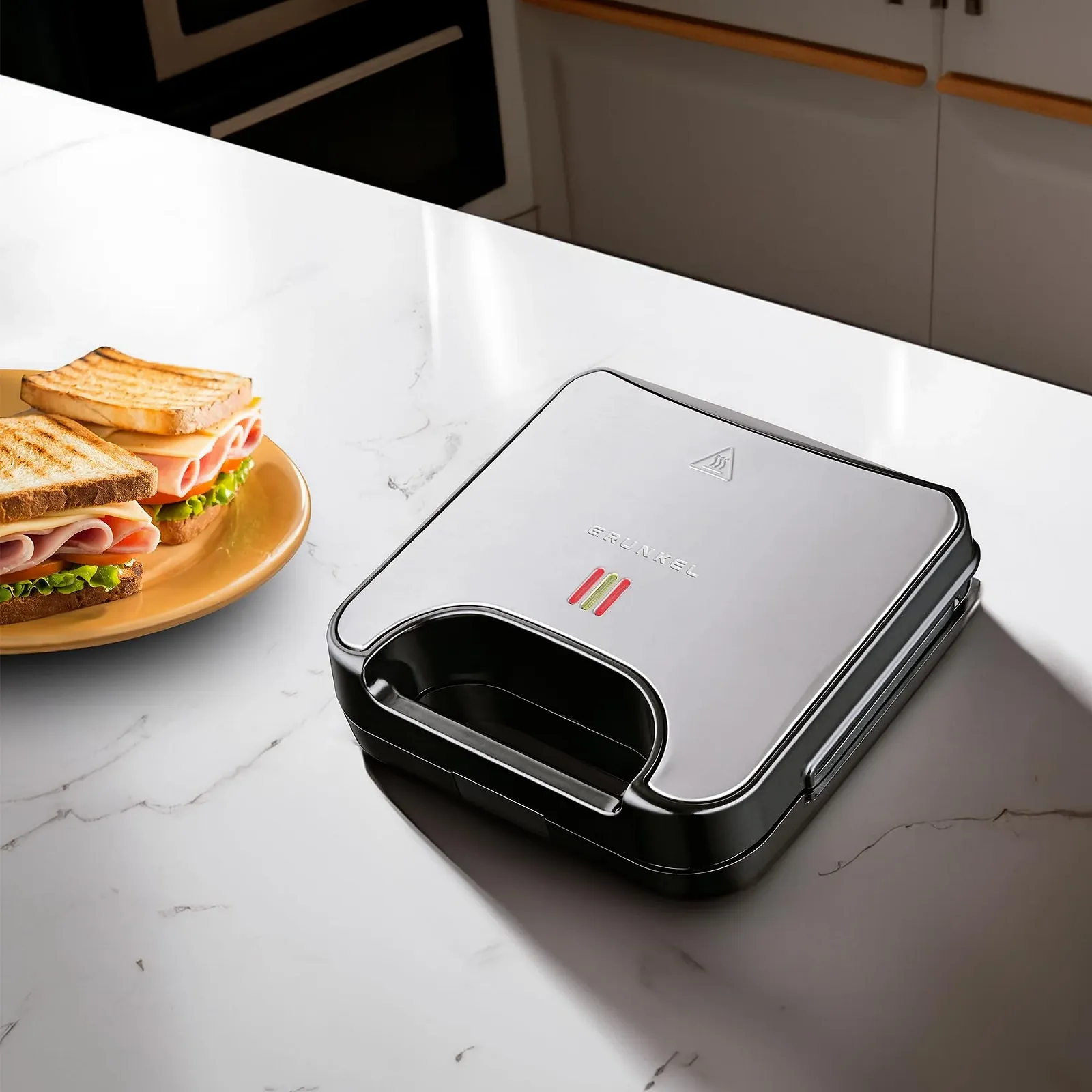 Сендвічниця Grunkel SAN-MULTING 850 Вт, фото №6