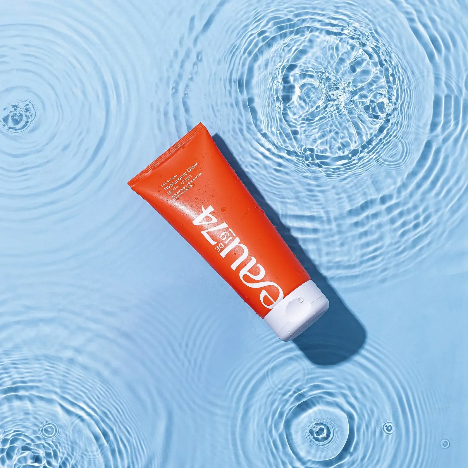 Лосьон для тела Eau de Capri Hyaluronic Glow 200 мл Увлажняющий лосьон для тела с гиалуроновой кислотой и маслом ши Легкая текстура, против сухости, уход за всеми типами кожи, фото №6 Лосьон для тела Eau de Capri Hyaluronic Glow 200 мл Увлажняющий лосьон для тела с гиалуроновой кислотой и маслом ши Легкая текстура, против сухости, уход за всеми типами кожи, фото №6