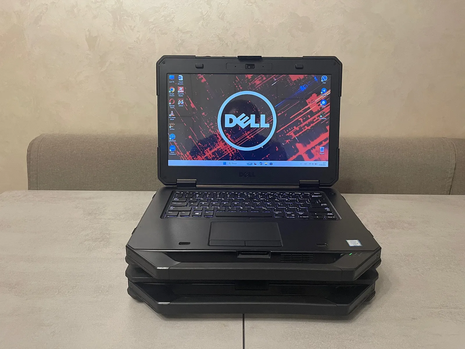 Захищений ноутбук Dell 5414 Rugged, 14", i5-6300U, 16GB, 256GB SSD, 4G LTE, фото №1 Захищений ноутбук Dell 5414 Rugged, 14", i5-6300U, 16GB, 256GB SSD, 4G LTE, фото №1