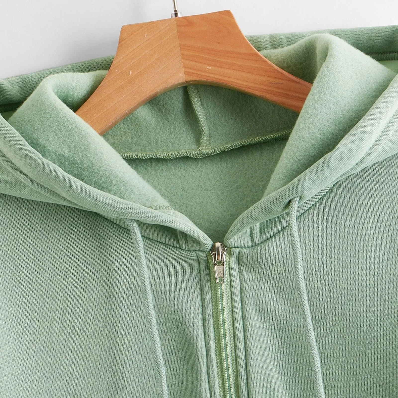 Женский худи на молнии однотонный с капюшоном и длинными рукавами, фото №6 Женский худи на молнии однотонный с капюшоном и длинными рукавами, фото №6