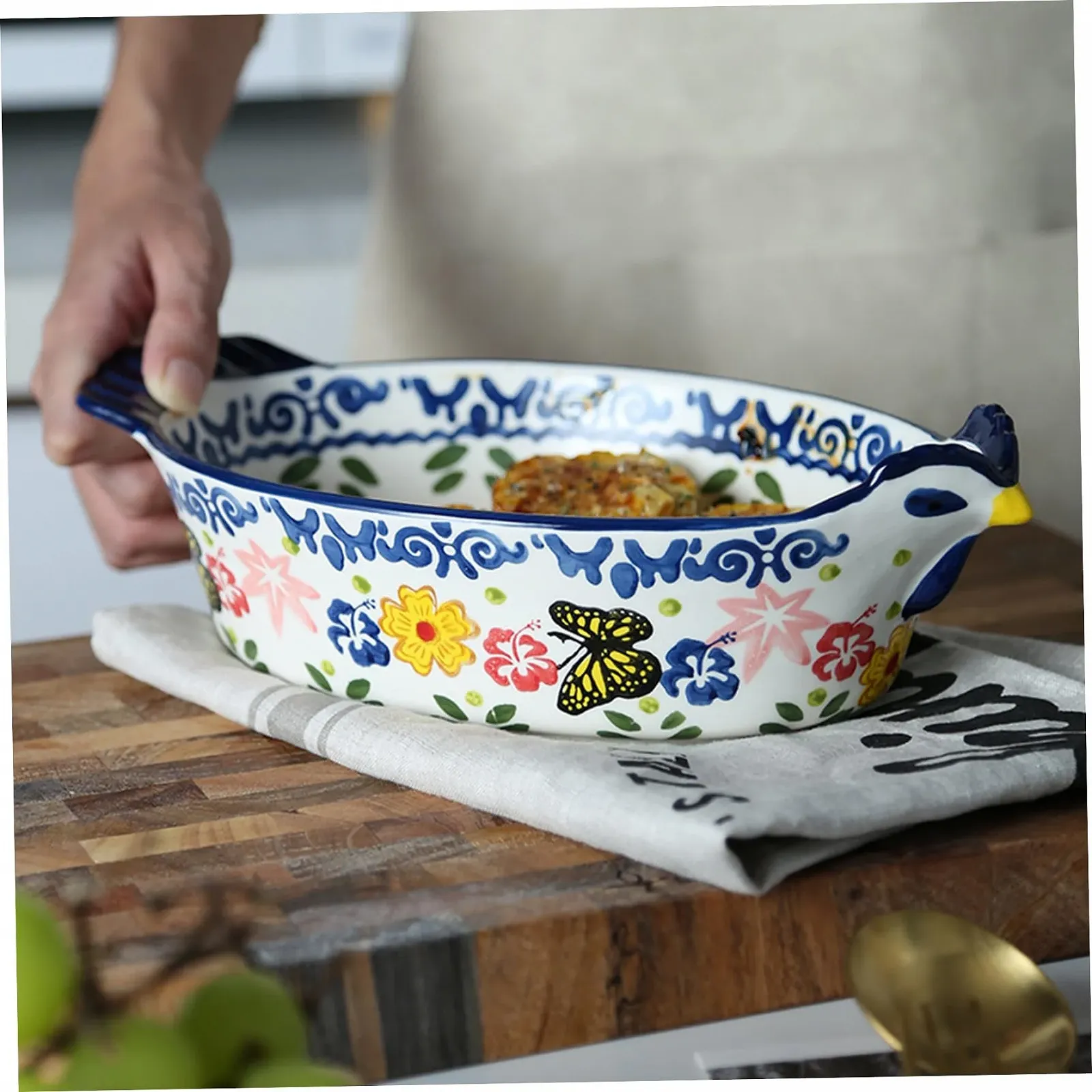 Форма для запікання Керамічна з ручками у формі курки з вінтажним візерунком Метелики та квіти, фото №1 Форма для запікання Керамічна з ручками у формі курки з вінтажним візерунком Метелики та квіти, фото №1