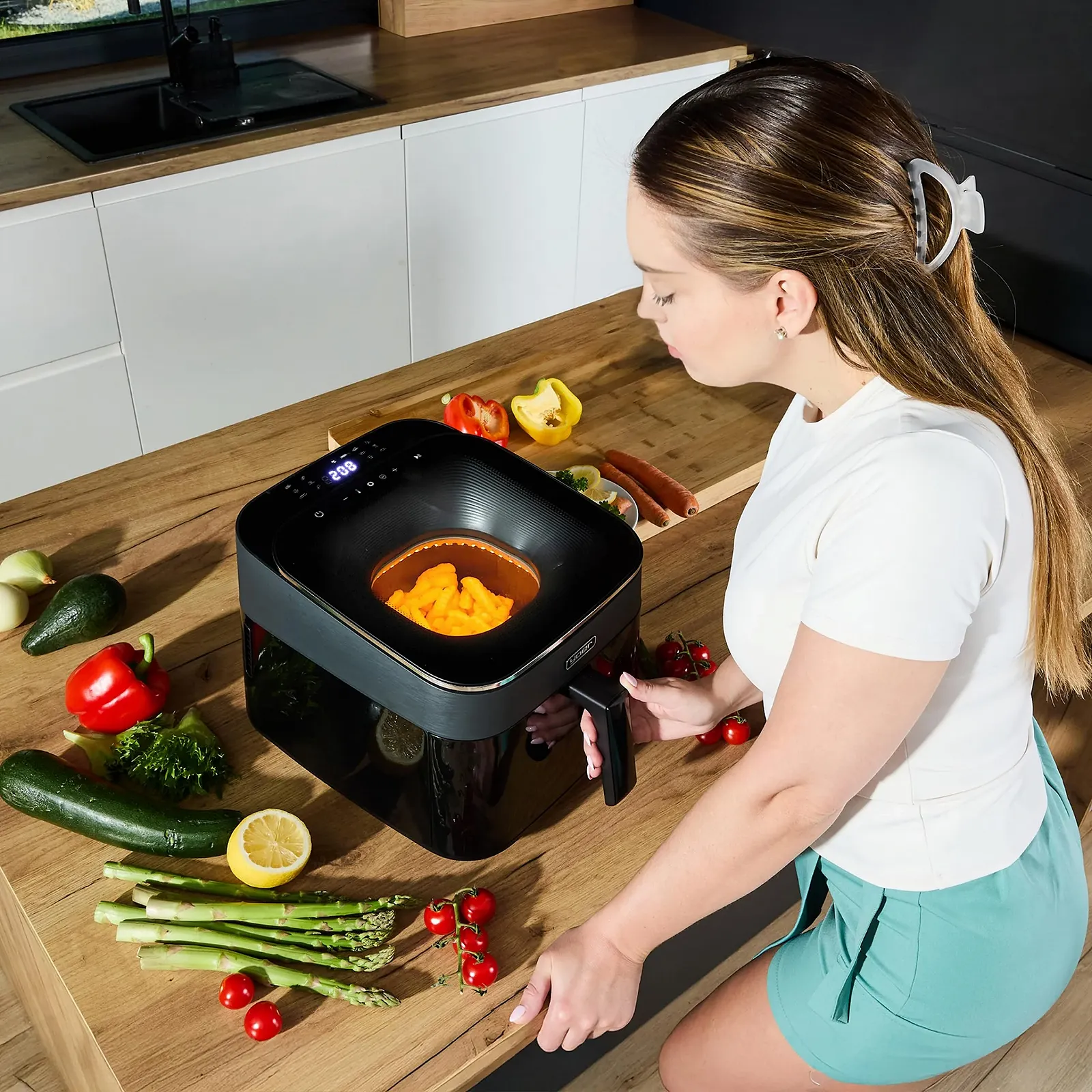 Мультипіч Yoer FryVision AF04BK 6.5 л 6-в-1 1700 Вт 12 програм чорна, фото №6 Мультипіч Yoer FryVision AF04BK 6.5 л 6-в-1 1700 Вт 12 програм чорна, фото №6