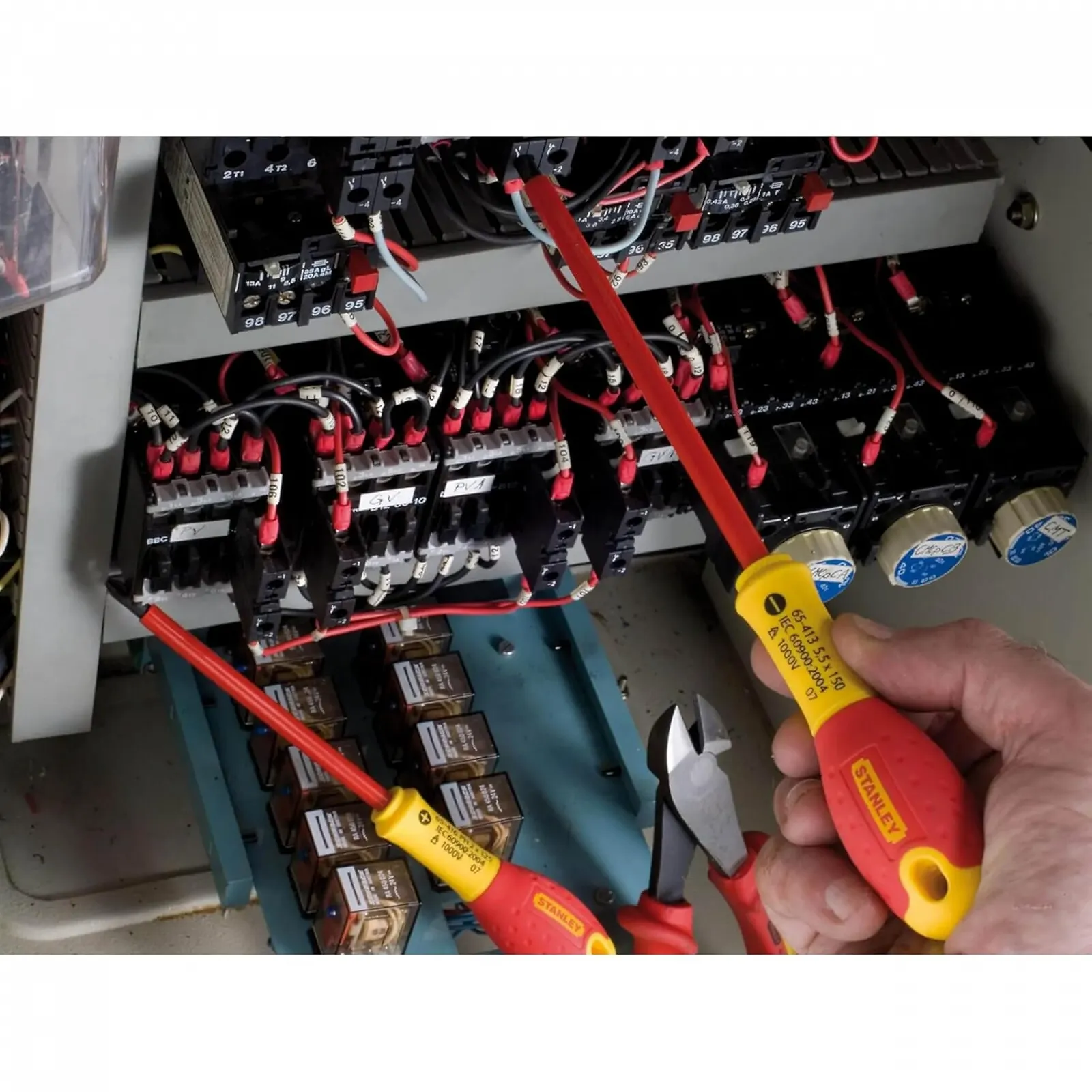 Ізольована шліцьова викрутка Stanley FatMax STA065413 5.5 x 150 мм Червоний та жовтий, фото №10