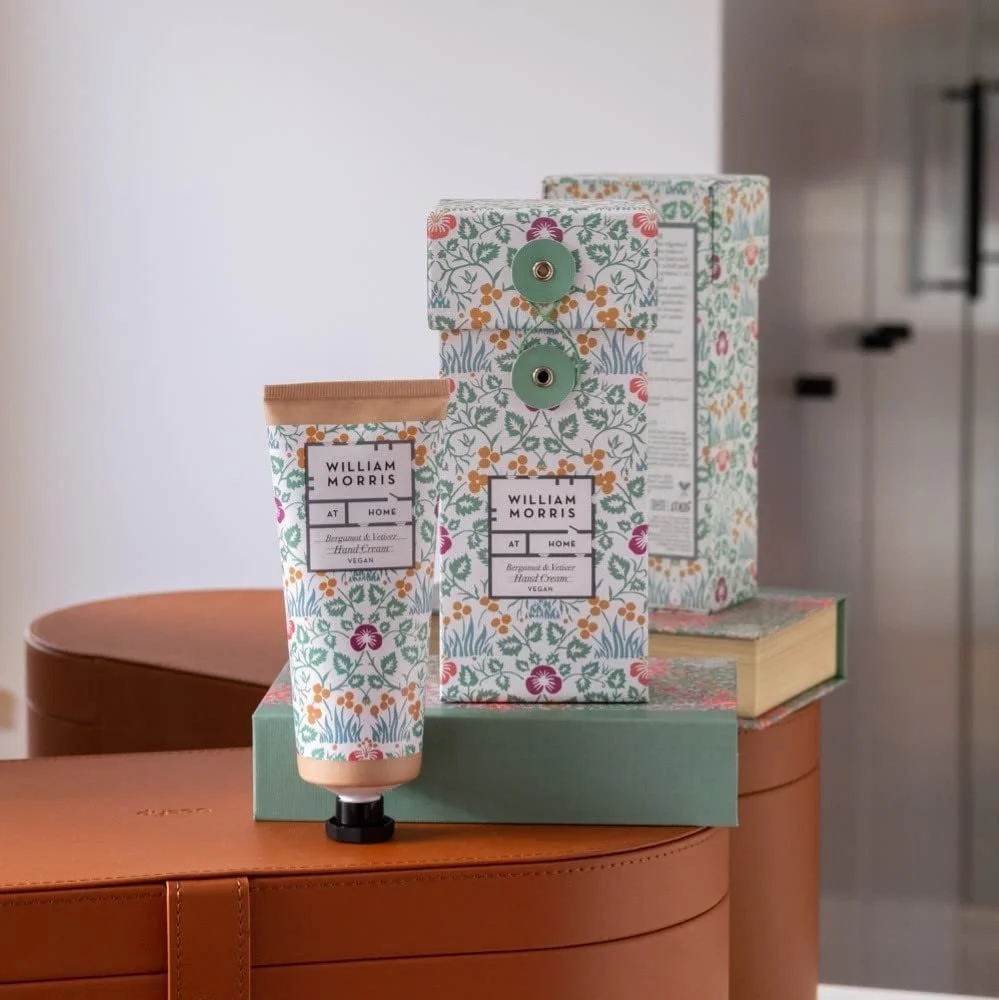 Крем для рук William Morris 100 мл Олія Camelina Sativa Масло Ши Зволожуючий крем для рук Мініатюрний розмір, фото №4