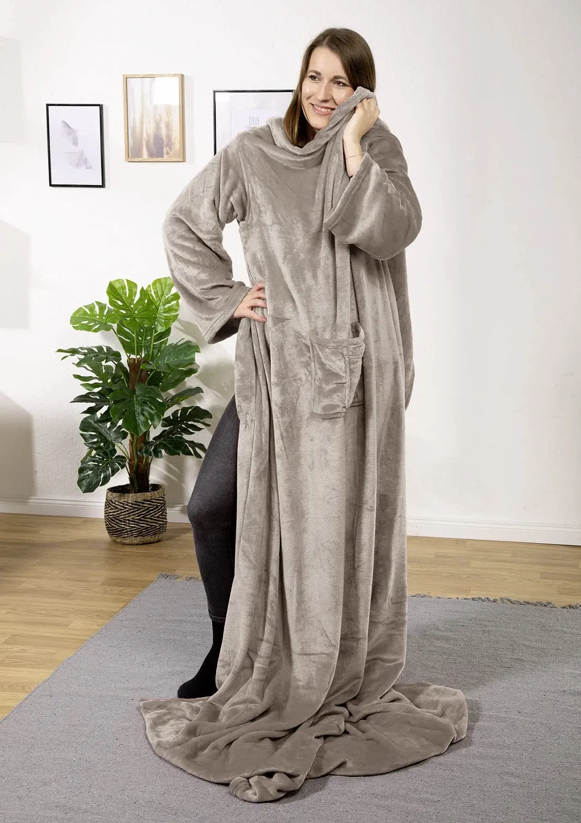 Одеяло с рукавами heimtexland
Телевизионное термоодеяло с рукавами и карманами Одеяло для дивана Одеяло для всего тела Мягкое и согревающее одеяло из фланели Тип 848 Песок Д x Ш 200 x 170 см, фото №2 Одеяло с рукавами heimtexland
Телевизионное термоодеяло с рукавами и карманами Одеяло для дивана Одеяло для всего тела Мягкое и согревающее одеяло из фланели Тип 848 Песок Д x Ш 200 x 170 см, фото №2