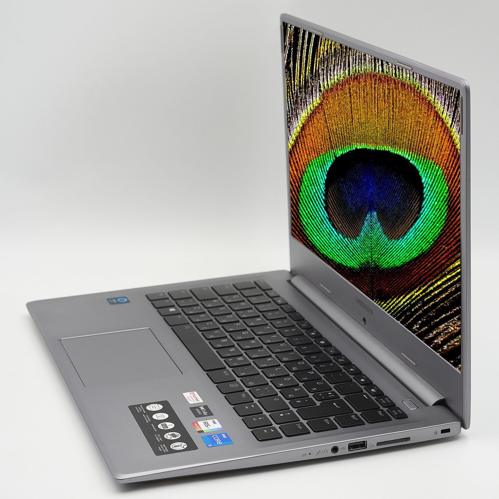 Ноутбук Medion Akoya S6645 Intel Core i5-1135G7 16 ГБ ОЗУ 256 ГБ SSD Nvidia GeForce MX450 Металлический корпус, фото №3