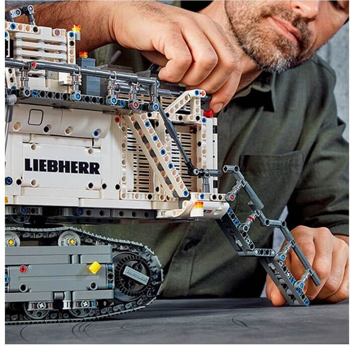 Блоковый конструктор LEGO Technic Экскаватор Liebherr R 9800 (42100), фото №10
