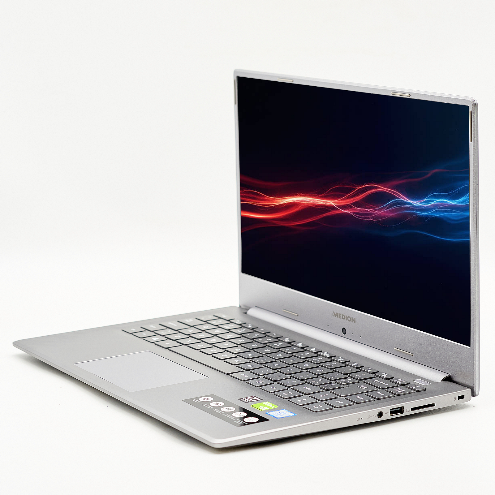 Игровой ноутбук 15.6'' Medion Akoya P15646 Intel Core i5 ОЗУ 16 ГБ SSD 1 ТБ Nvidia GeForce Металлический Б/У Win10, фото №4