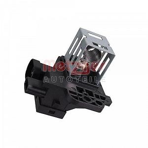 Резистор электродвигателя вентилятора радиатора METZGER 0917365 synthetic.ua - Фото 1