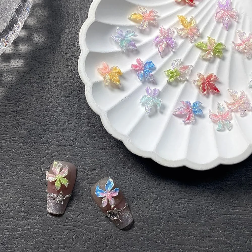Украшения для ногтей 3D Цветок Разноцветные Цветочные Подвески для Ногтей Аксессуары для Ногтей Блестящие Люминесцентные Цветы Лилии Декоративные Подвески для Ногтей Блестящие Камни Дизайн Ногтей Лилии Цветы для Ногтей, 50 шт, фото №7