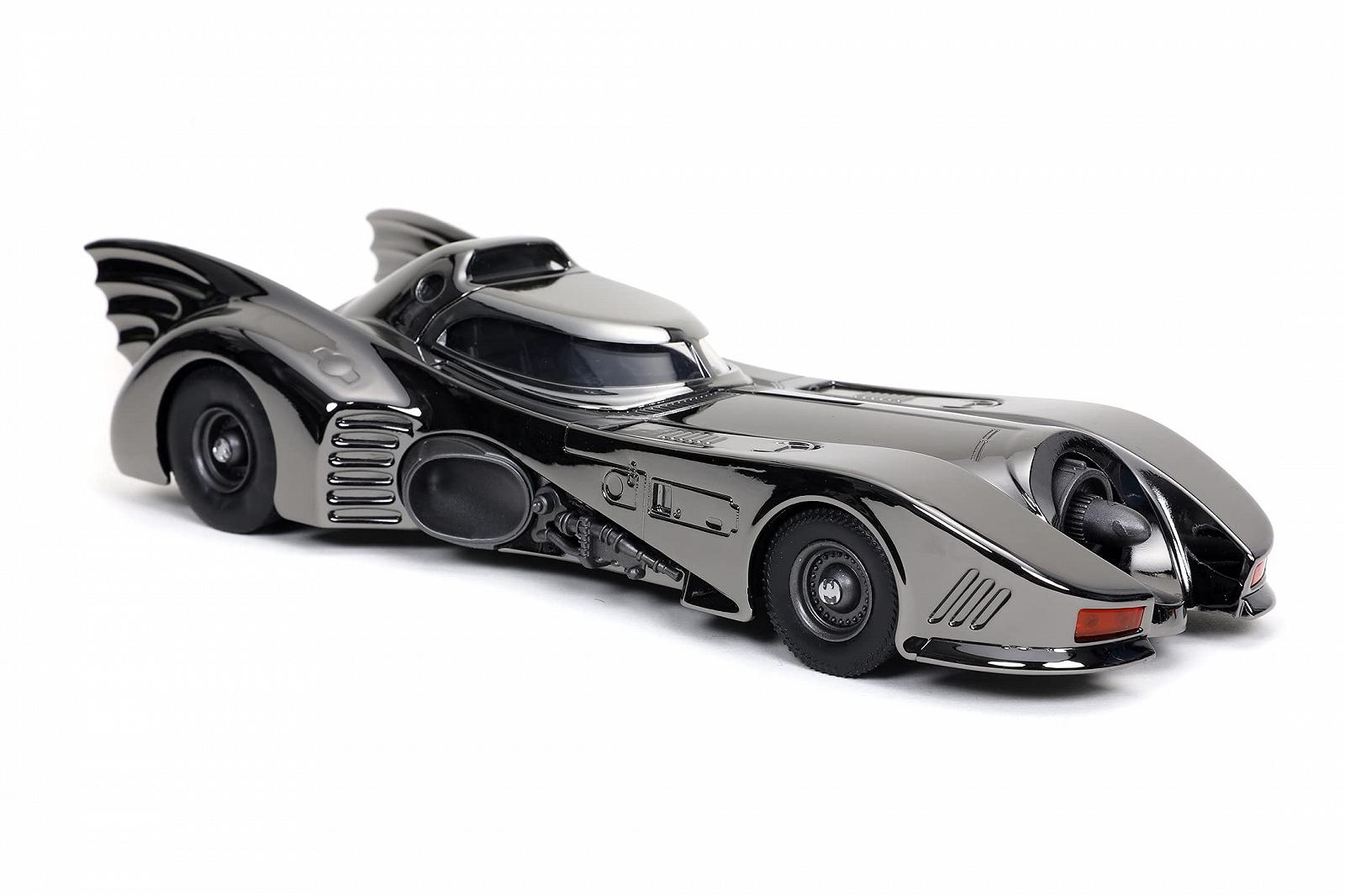Модель автомобіля Jada Toys Next Level 1989 Batmobile 1:24 Відкритий кокпіт, відкидні гармати, відкритий багажник, включає фігурку Бетмена, спеціальне видання, індивідуально пронумерована упаковка, чорний хром, фото №2