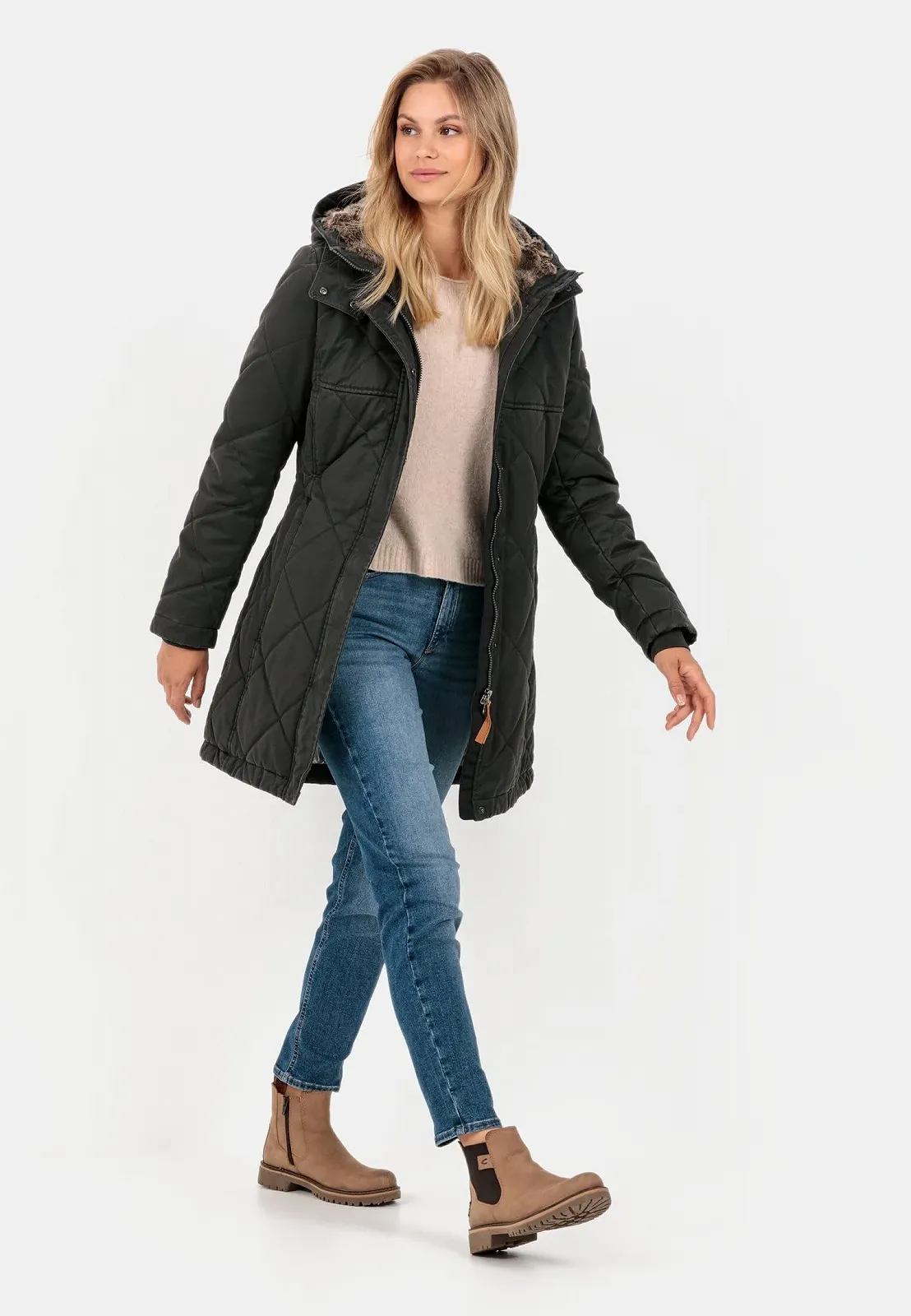 Жіноче стьобане пальто camel active у вінтажному стилі, фото №5 Жіноче стьобане пальто camel active у вінтажному стилі, фото №5