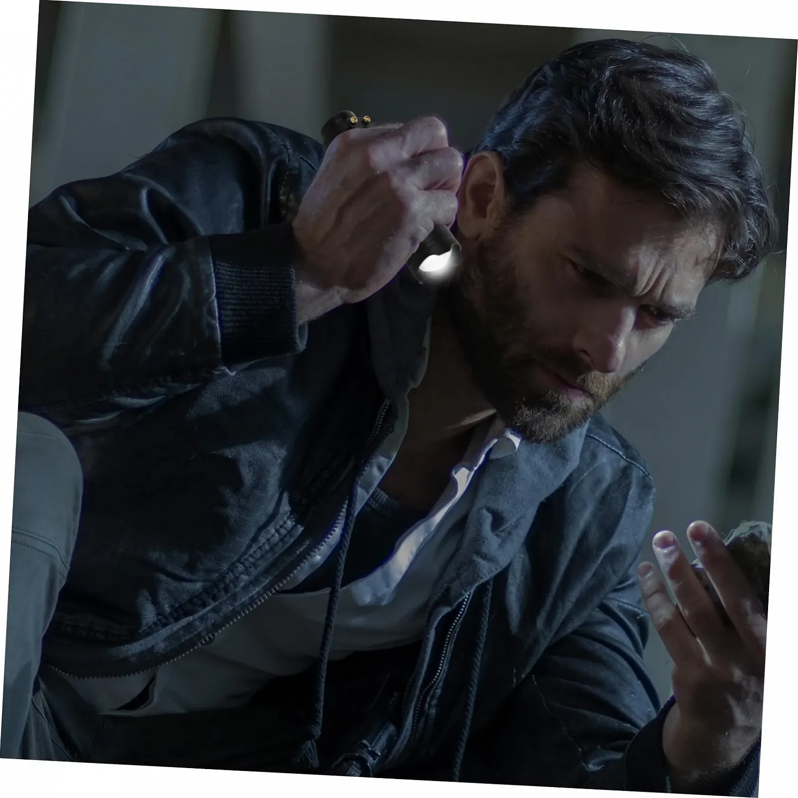 Ліхтар Veemoon Zoomable Перезаряджуваний 300 люмен Чорний, фото №8 Ліхтар Veemoon Zoomable Перезаряджуваний 300 люмен Чорний, фото №8