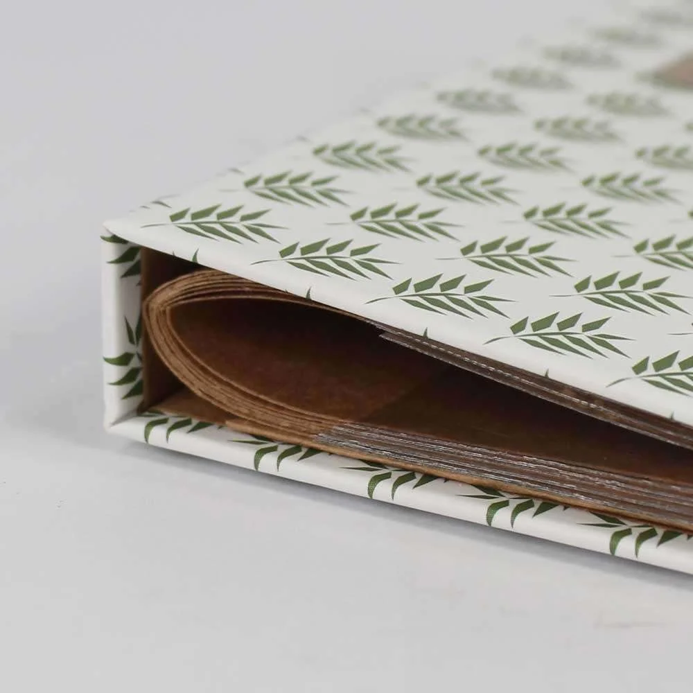 Альбом для вставки фотографий Hama Fern для моментальных снимков (Мини-альбом на 28 фотографий размером до 8,9 x 10,8 см, кармашки для вставки, формат альбома 11,7 x 12,7 см), папоротник, фото №4 Альбом для вставки фотографий Hama Fern для моментальных снимков (Мини-альбом на 28 фотографий размером до 8,9 x 10,8 см, кармашки для вставки, формат альбома 11,7 x 12,7 см), папоротник, фото №4