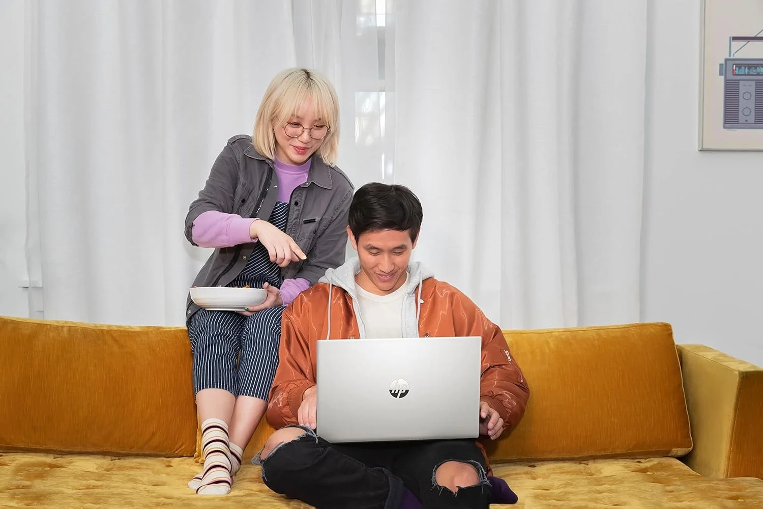 Ноутбук 15.6" HP Pavilion 15-eh1220nd AMD Ryzen 5 5500U RAM 8GB SSD 256GB Windows 11 Алюмінієвий корпус, фото №8 Ноутбук 15.6" HP Pavilion 15-eh1220nd AMD Ryzen 5 5500U RAM 8GB SSD 256GB Windows 11 Алюмінієвий корпус, фото №8