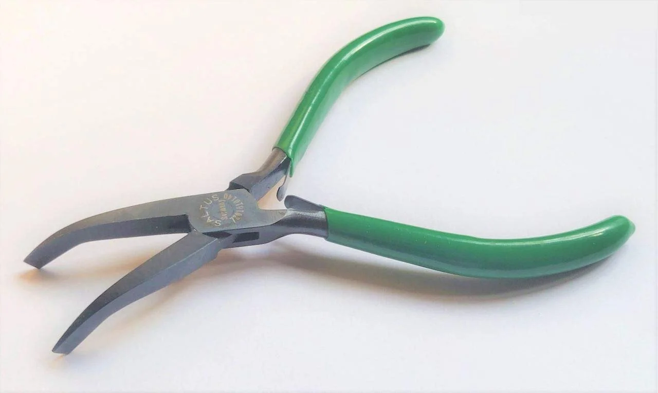 Плоскогубці телефонні SALTUS 140 мм Nr. 7301610140 Плоскогубці електрика, фото №1