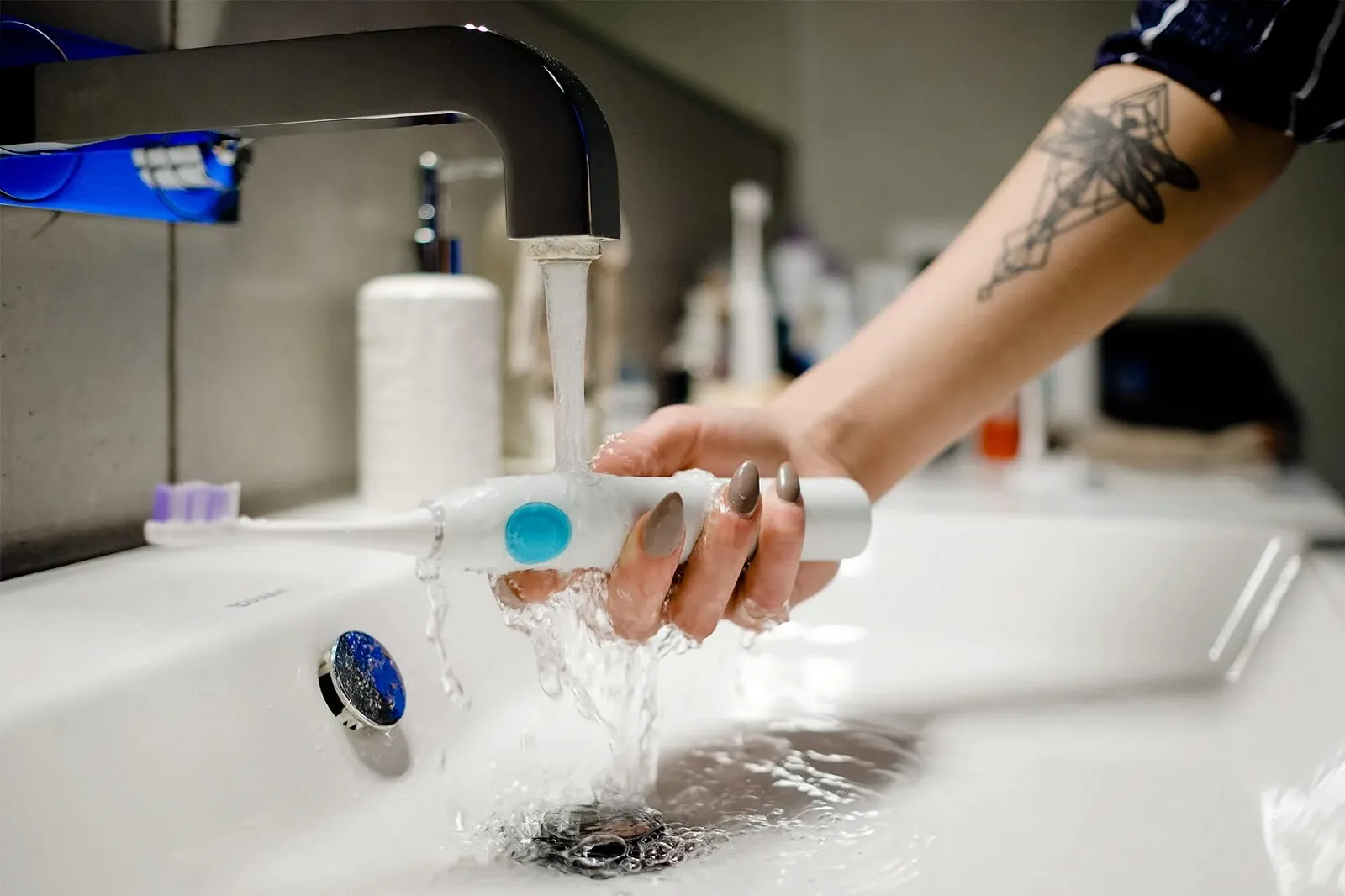 Электрическая звуковая зубная щетка TEESA Sonic Pro Белая, фото №7