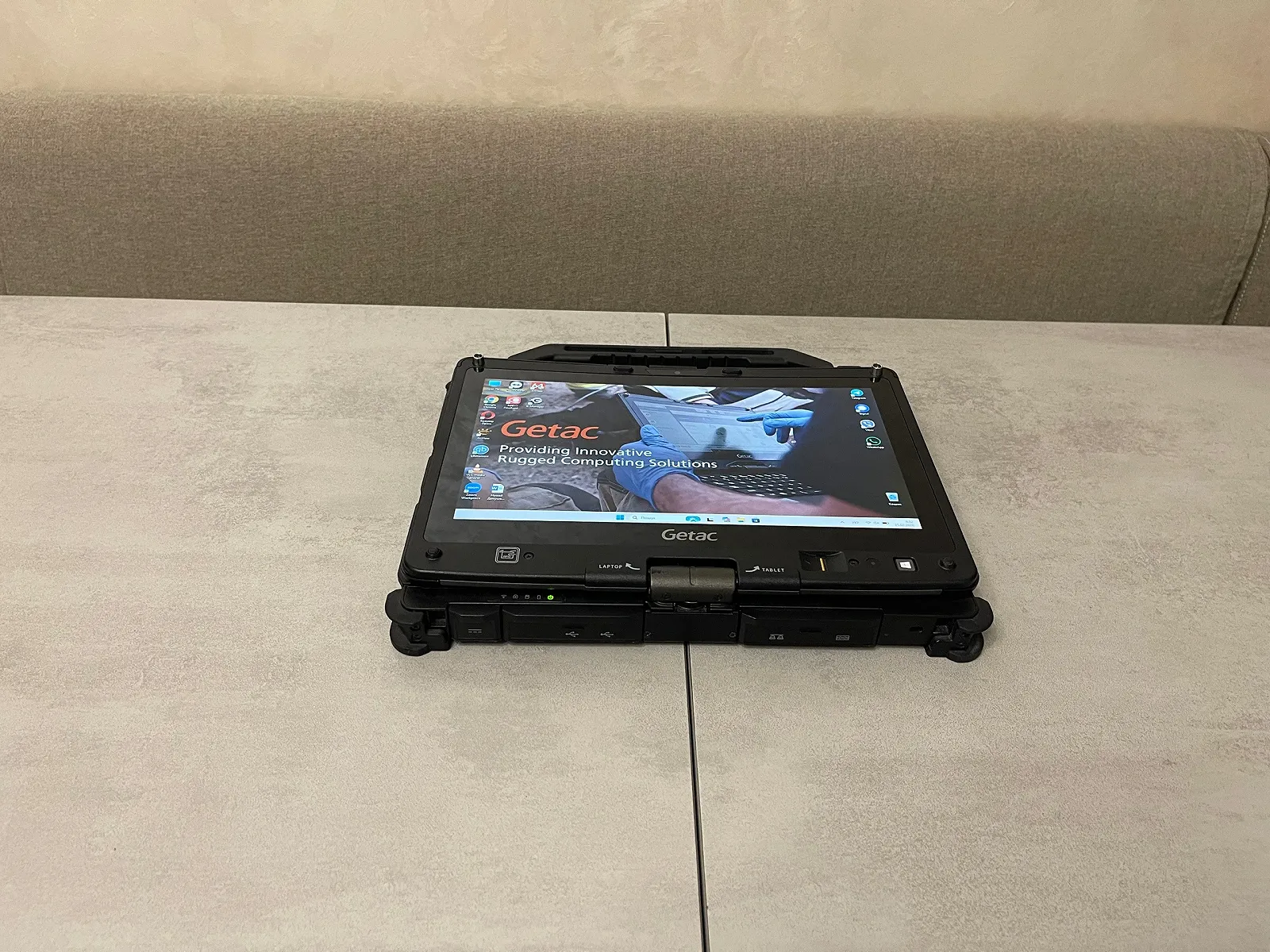 Захищений ноутбук-трансформер Getac V110 G3, 11.6", i7-6500U, 16GB, 128GB, Com-порт, фото №6