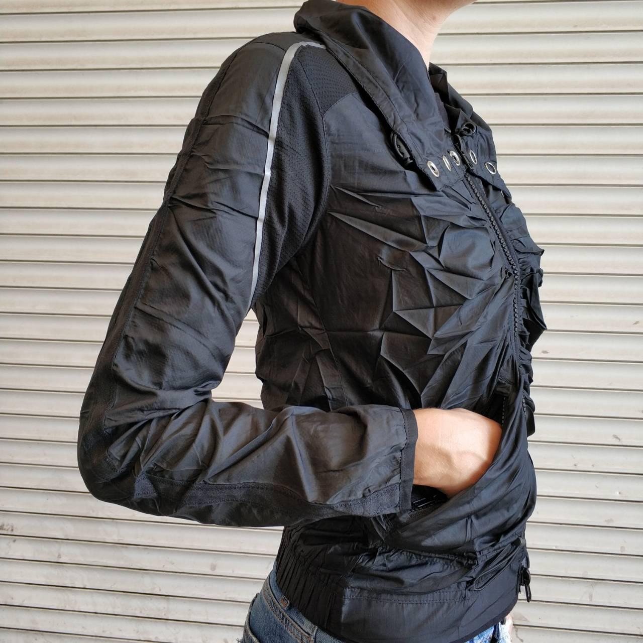 Ветровка женская брендовая спортивного стиля STELLE Mc CARTNEY ADIDAS, фото №2 Ветровка женская брендовая спортивного стиля STELLE Mc CARTNEY ADIDAS, фото №2