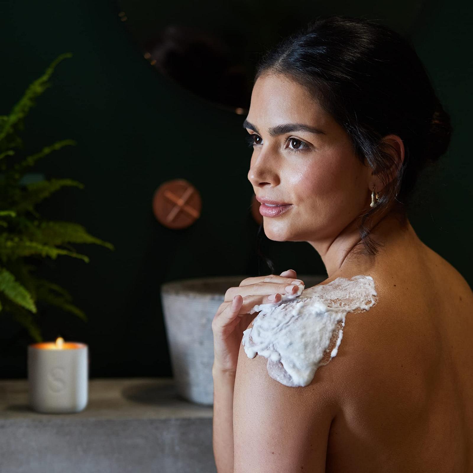 Набір гелів-пін для душу Sanctuary Spa Shower Burst Trio Signature, Ruby Oud, Lily and Rose 3 x 200 мл, фото №8