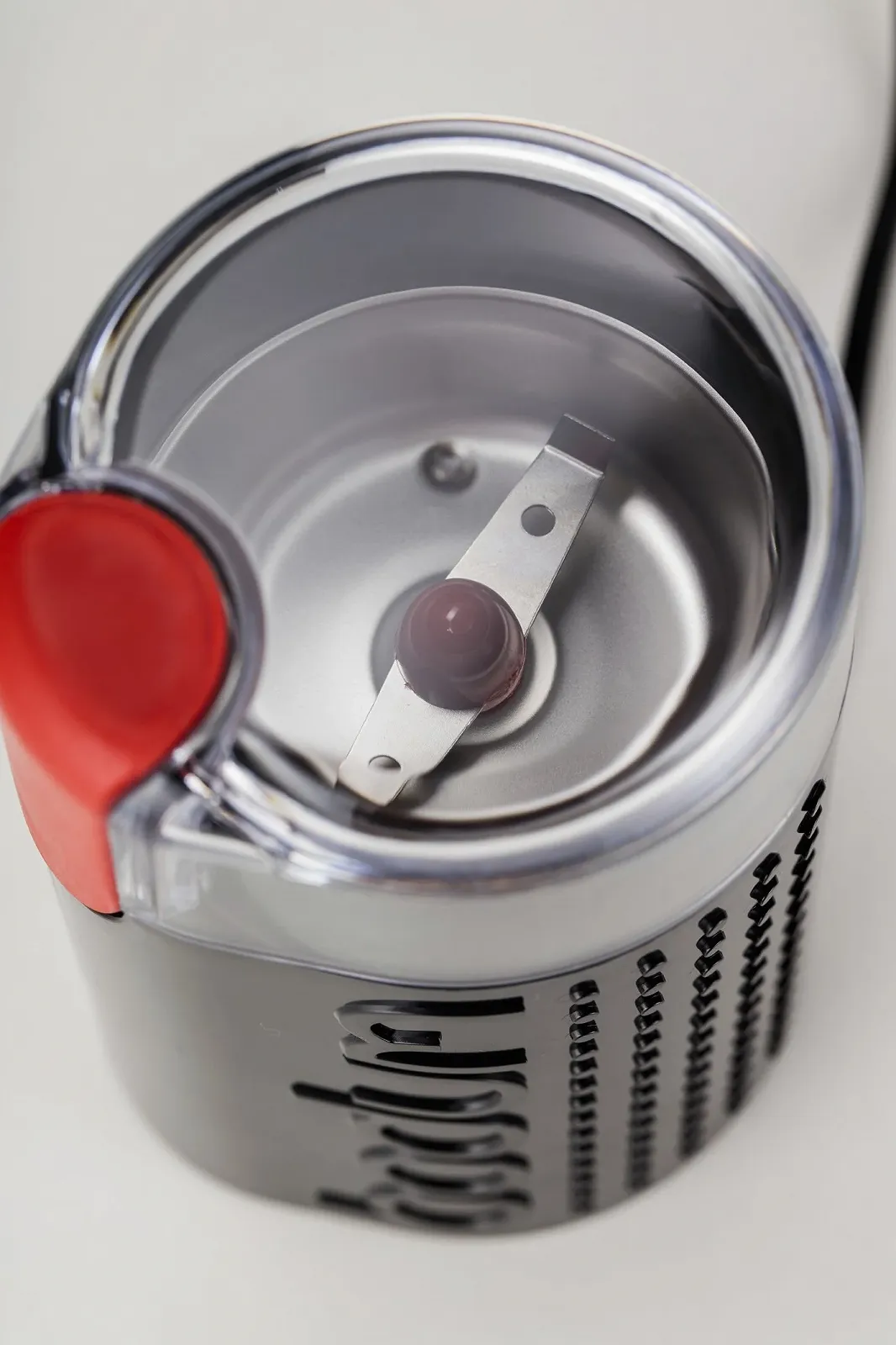 Кавомолка Bodum Bistro 150 Вт, чорний, фото №3 Кавомолка Bodum Bistro 150 Вт, чорний, фото №3