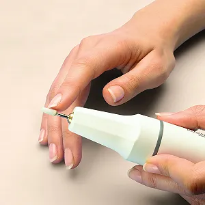 Электрический прибор для маникюра/педикюра Bausch 0800WEISS с фиксирующим винтом, функцией по часовой стрелке/против часовой стрелки, без насадок цена на synthetic.ua - Фото 1 Электрический прибор для маникюра/педикюра Bausch 0800WEISS с фиксирующим винтом, функцией по часовой стрелке/против часовой стрелки, без насадок synthetic.ua - Фото 1