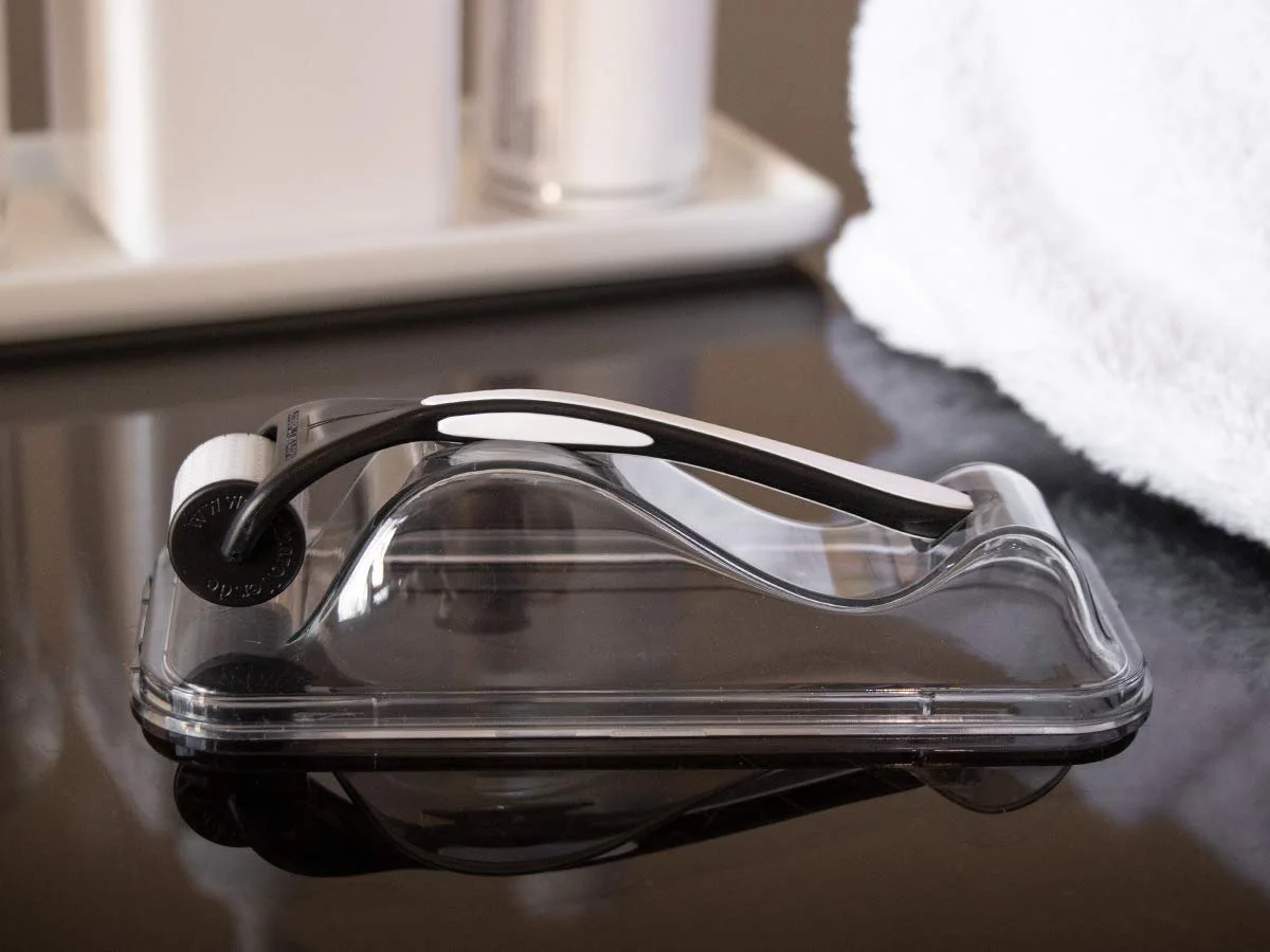 Дермаролер Dermaroller HC902 Special Black Edition Набір з очищувачем, фото №7