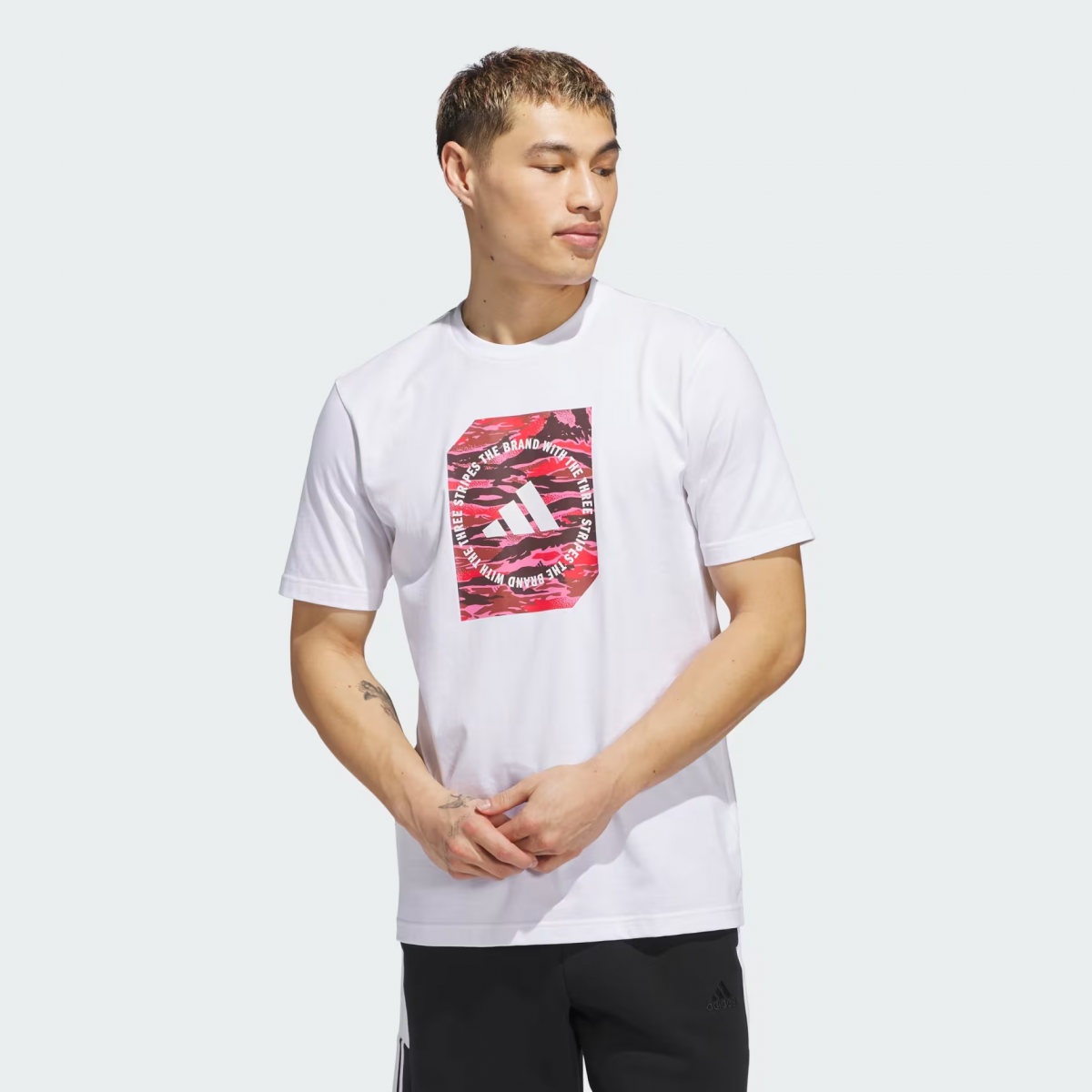 Футболка M C CAMO BOX T JI6763 Adidas Білий S, фото №1