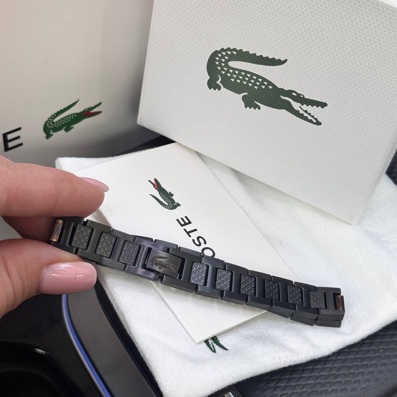 Чоловічий браслет на руку Lacoste чорний брендовий з нержавіючої сталі в подарунковому упакуванні, фото №5