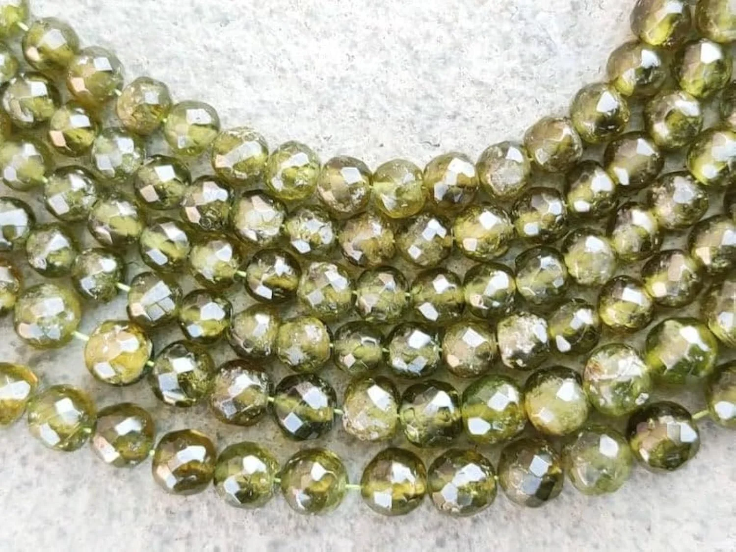 Бусины Гранат Гроссуляр Натуральный Круглый Фацетированный 5-5.5 мм, фото №1