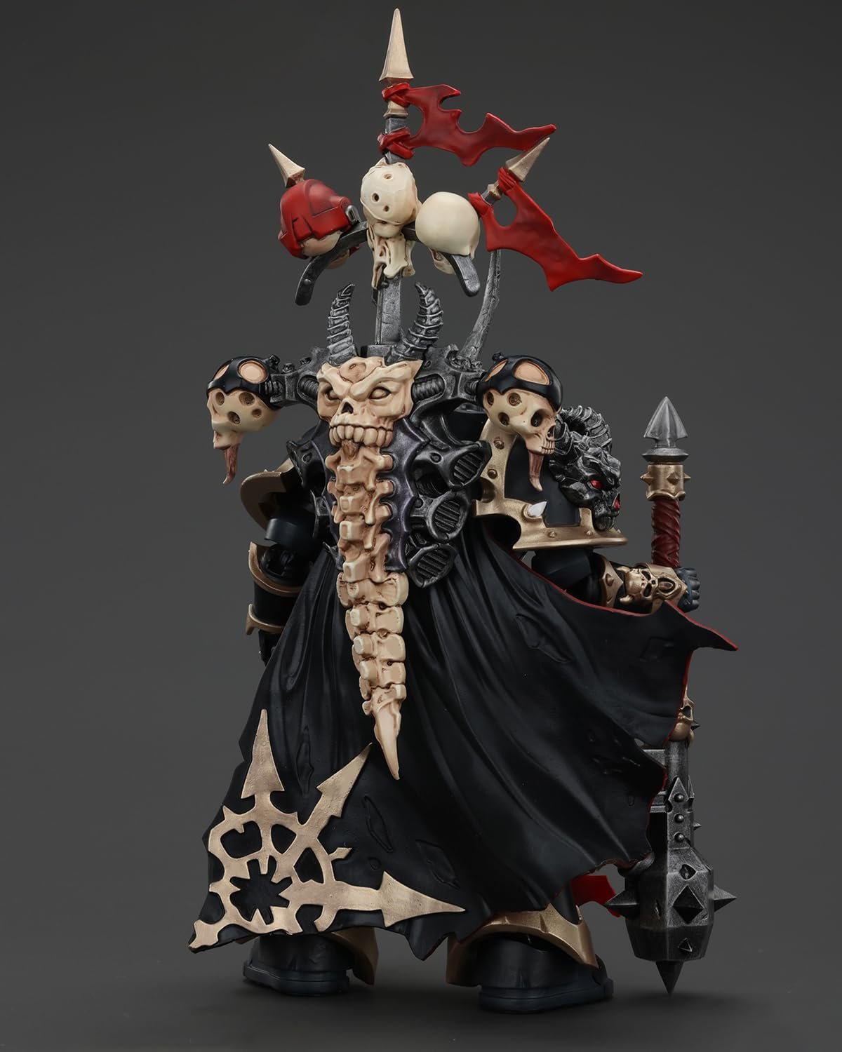 Фигурка JoyToy GW 40K Космические Десантники Хаоса Черного Легиона Избранный Чемпион с Болтером и Силовым Молотом, 1/18, фото №4