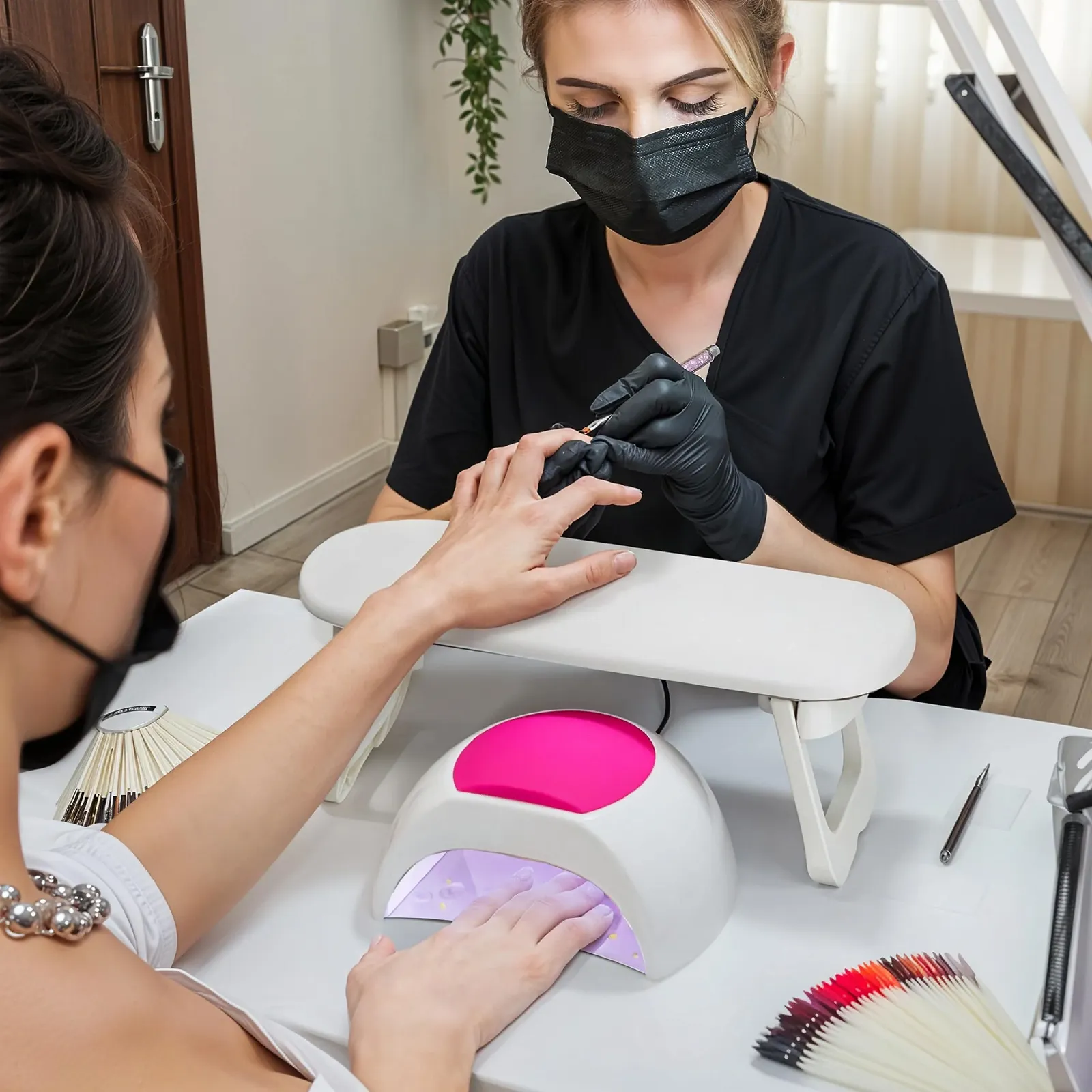 Підставка для рук Winter Shore Шкіряна для манікюрного салону Білий, фото №5