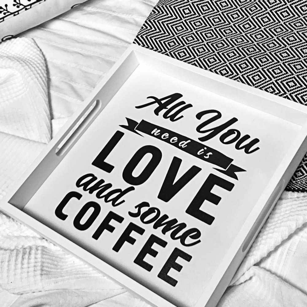 Подносы Presentville деревянный с принтом "All you need love and some coffee" 33х33х4 см  PDN_19M020_WH, фото №2