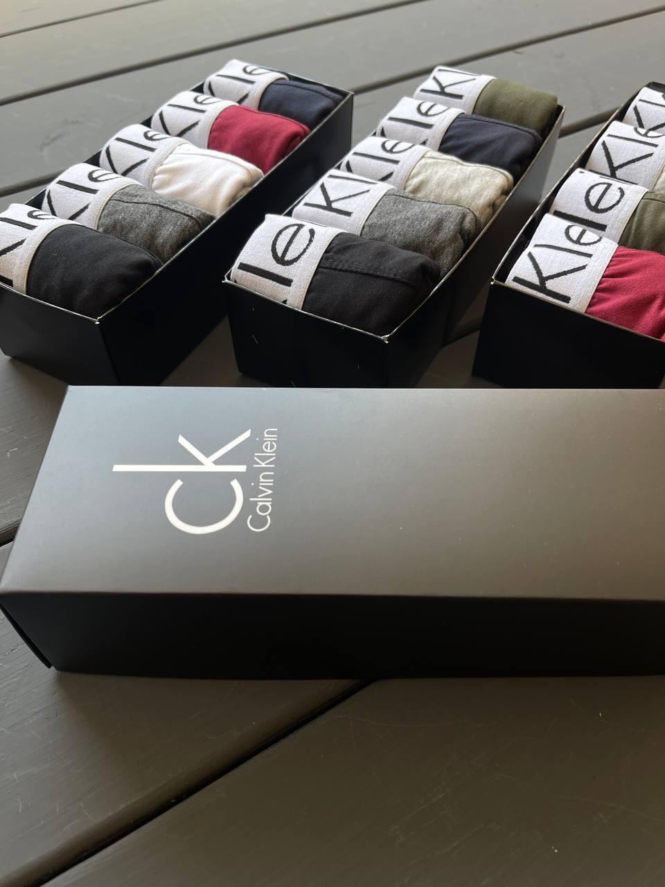 Набор мужских трусов боксеров Calvin Klein 4 штуки стильные трусы боксеры в подарочной коробке, фото №6